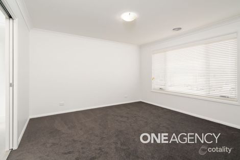 Property photo of 4 Turramia Crescent Gobbagombalin NSW 2650