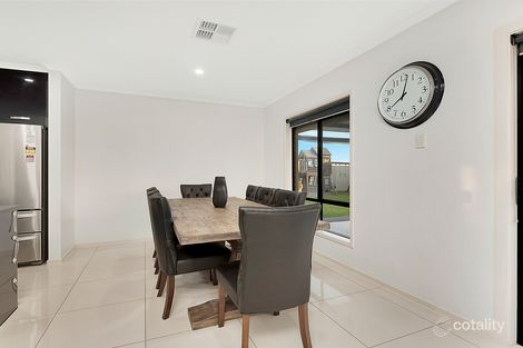 Property photo of 19 Lake Street Parafield Gardens SA 5107