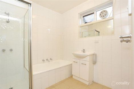Property photo of 4/8 Auburn Grove Hawthorn East VIC 3123