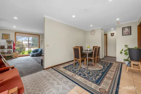 Property photo of 40 King Street Pakenham VIC 3810