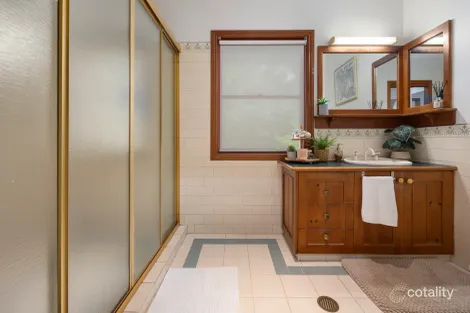 Property photo of 136 Henri Robert Drive Clagiraba QLD 4211