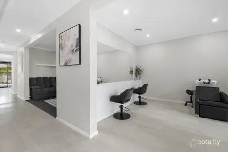 Property photo of 18 Benjamen Crescent Nirimba QLD 4551