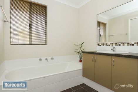 Property photo of 32 Longwood Bend Aubin Grove WA 6164