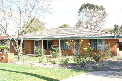 24 Murray Ave, Armidale, NSW 2350