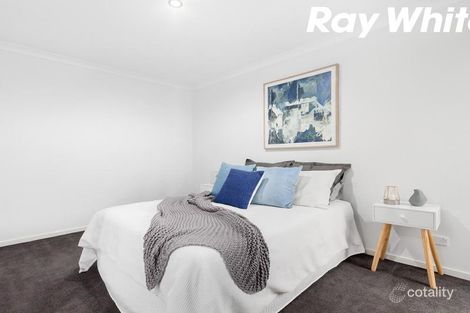 Property photo of 15 Cascade Way Pakenham VIC 3810