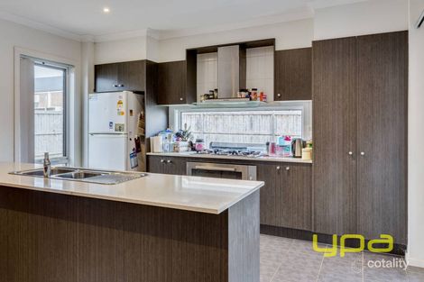 Property photo of 10 Moorookyle Avenue Tarneit VIC 3029
