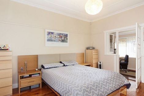 Property photo of 135 Cabarita Road Cabarita NSW 2137