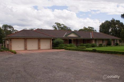 Property photo of 70 Canoona Avenue Windsor Downs NSW 2756