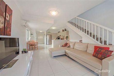Property photo of 1/19 Wattle Avenue Carina QLD 4152