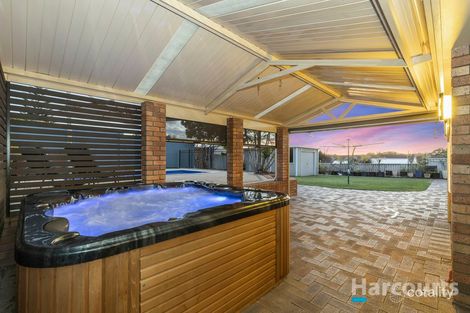 Property photo of 4 Milton Place Lake Coogee WA 6166