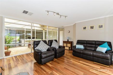 Property photo of 2 Walters Crescent Aberfoyle Park SA 5159