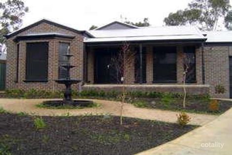 Property photo of 8 Philden Way Spring Gully VIC 3550