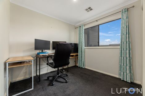 Property photo of 22 Taggart Terrace Coombs ACT 2611
