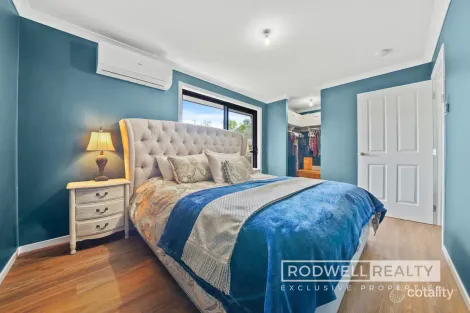 Property photo of 30 Flagstaff Close Kooralbyn QLD 4285