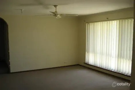 Property photo of 22B Manbari Crescent Wanneroo WA 6065