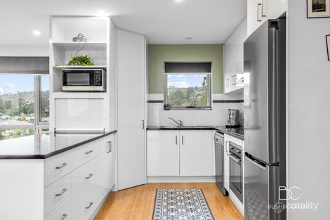 Property photo of 2/11 Grenadier Court Trevallyn TAS 7250