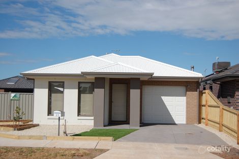 Property photo of 23 Fairbank Way Maddingley VIC 3340