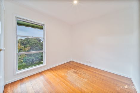 Property photo of 9 Wells Street Long Gully VIC 3550