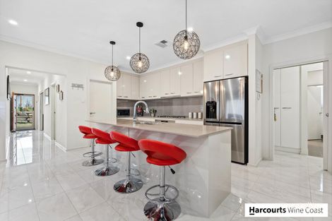 Property photo of 11 Mertz Place Meadows SA 5201