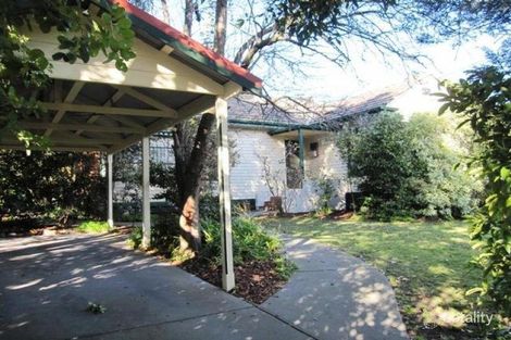 22 Oak St, Surrey Hills, VIC 3127