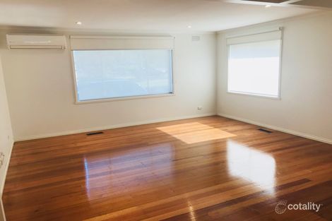 Property photo of 2 Short Street Keilor East VIC 3033