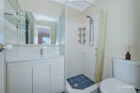 Property photo of 8 Hawea Chase Success WA 6164