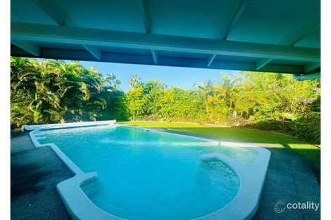 44 Oleander St, Holloways Beach, QLD 4878