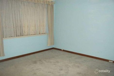 Property photo of 2 Wheatley Place Kewdale WA 6105