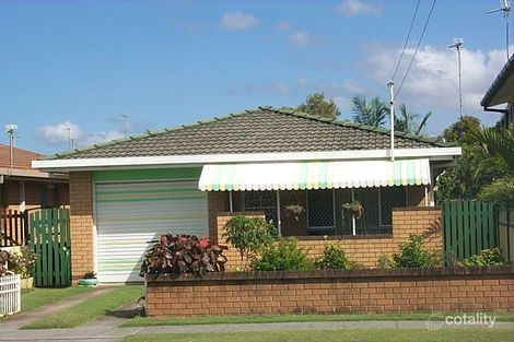 Property photo of 19 Dawn Parade Miami QLD 4220