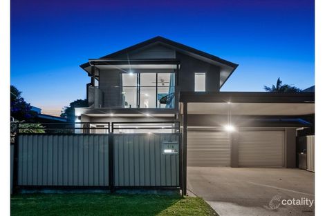 1/8 Bali Ave, Palm Beach, QLD 4221