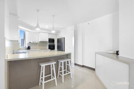 Property photo of 72/11-17 Hughes Avenue Main Beach QLD 4217