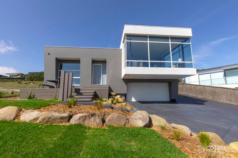 Property photo of 28 Shearwater Drive Mount Martha VIC 3934