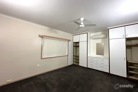 Property photo of 19 Rodgers Way Nickol WA 6714