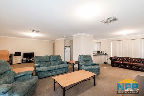Property photo of 4/11 Exmouth Place Thornlie WA 6108