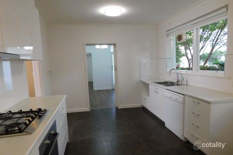 Property photo of 2/33 Narong Road Caulfield North VIC 3161