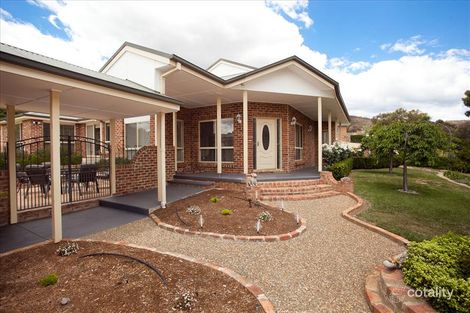 Property photo of 9 Wanawong Court Jerrabomberra NSW 2619