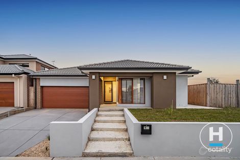 Property photo of 11 Liddiard Way Mickleham VIC 3064