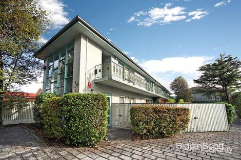Property photo of 15/2 Maroona Road Carnegie VIC 3163