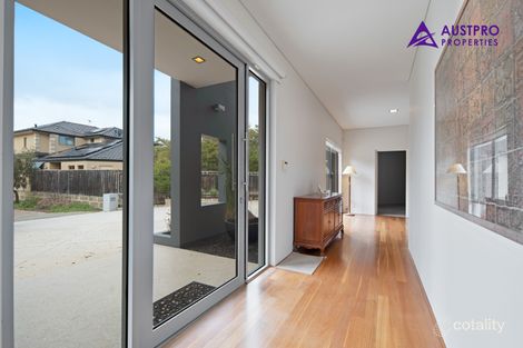 Property photo of 5 Queens Grove Mount Claremont WA 6010