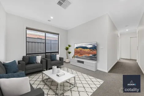 Property photo of 27 Antonio Drive Melton South VIC 3338