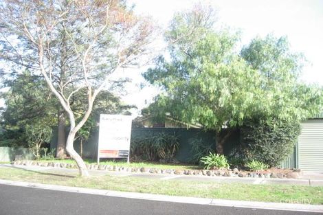 Property photo of 14 Hughes Close Endeavour Hills VIC 3802