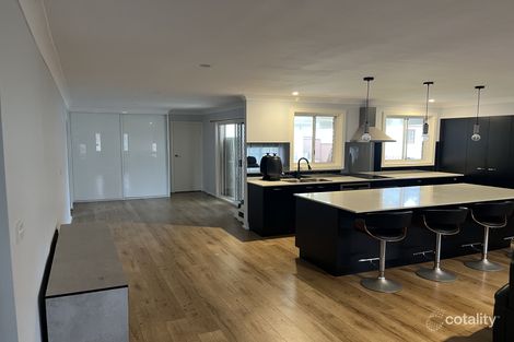 Property photo of 38 Parklands Drive Shellharbour NSW 2529