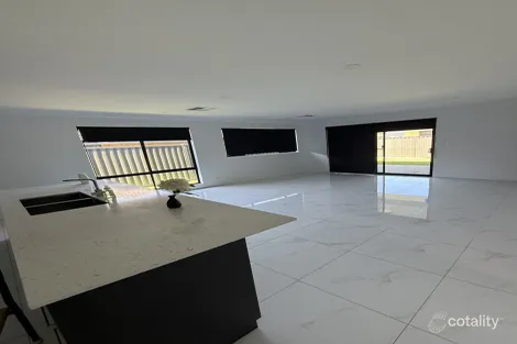 Property photo of 7 Oldfield Chase Brabham WA 6055