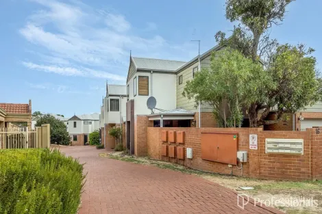 Property photo of 6/16 The Crescent Redcliffe WA 6104