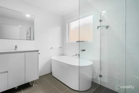 Property photo of 19 Tamarisk Crescent Cherrybrook NSW 2126