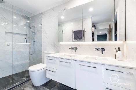 Property photo of 4 Yatama Court Greensborough VIC 3088