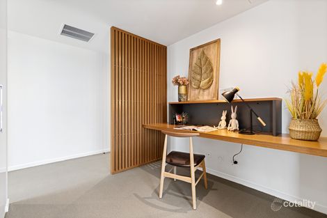 Property photo of 2405/1 Point Park Crescent Docklands VIC 3008
