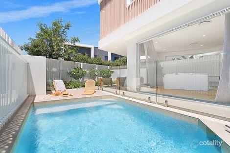 Property photo of 35 Brooke Avenue Palm Beach QLD 4221