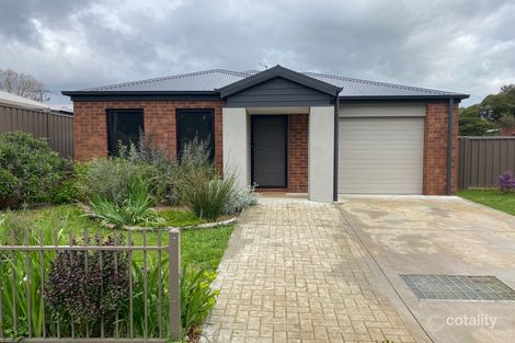 14 William St, Castlemaine, VIC 3450