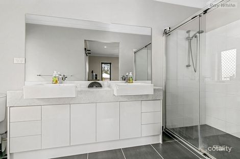Property photo of 39 Drewett Avenue Redbank Plains QLD 4301